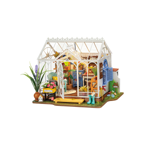 Maison miniature DIY Rolife Dreamy Garden House DG163 représentant une serre de jardin fleurie avec plantes, meubles en bois, accessoires de jardinage et éclairage LED chaleureux.