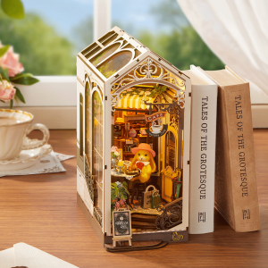 Book Nook Holiday Café