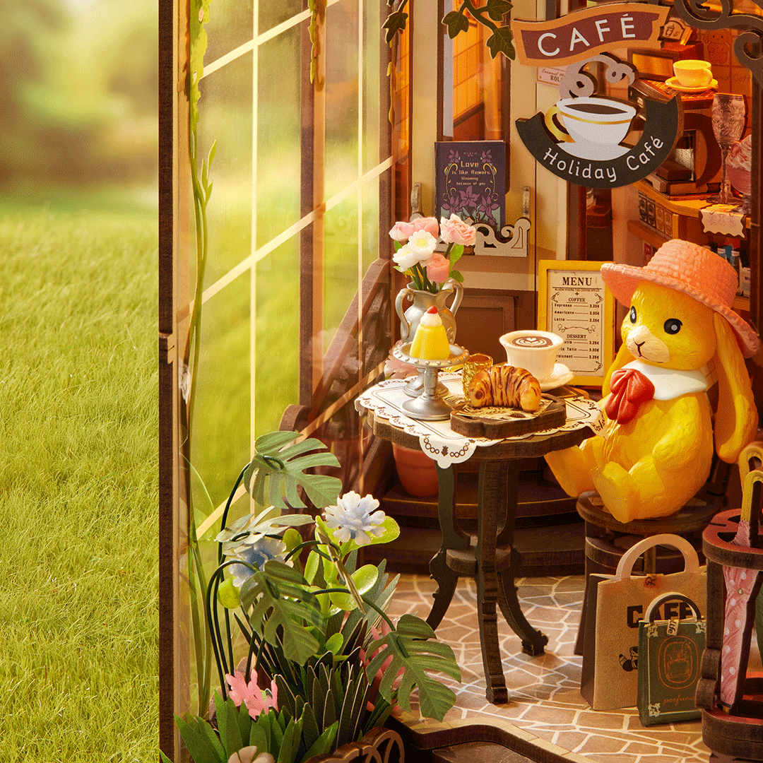 Book Nook Holiday Café – Image 6