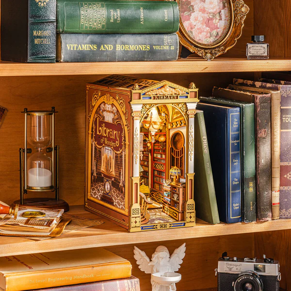 Book Nook Library of Wonders – Image 4