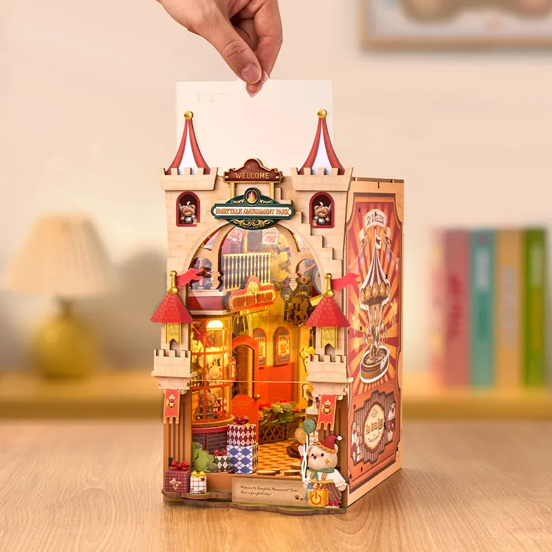 Book Nook Amusement Park – Image 3