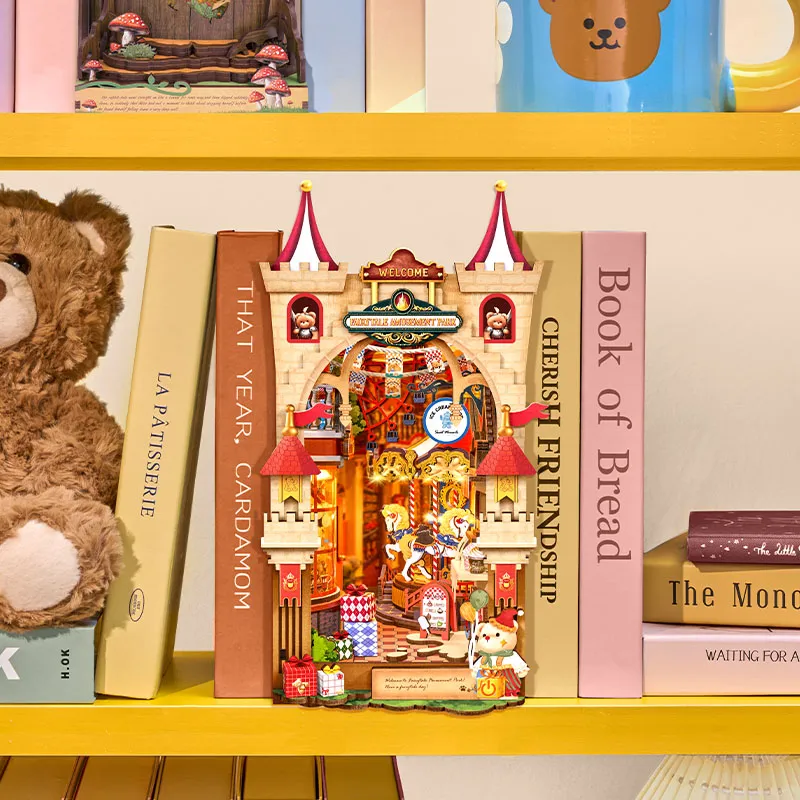 Book Nook Amusement Park – Image 4