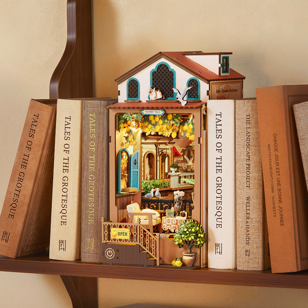 Book Nook Sunset Isle – Image 3